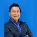 Dr. Milton Seigi Hayashi orienta sobre os sinais que indicam a necessidade da otoplastia em crianças.