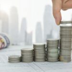 Teciomar Ábila analisa como o investimento social está transformando o lucro em uma ferramenta de impacto sustentável.