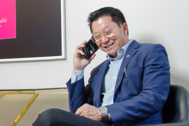 O dossiê mamoplastia reúne tudo sobre aumento, redução e mastopexia com técnicas atualizadas, comenta Milton Seigi Hayashi.